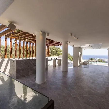 Holiday home 6 Bedroom Prestige Protaras