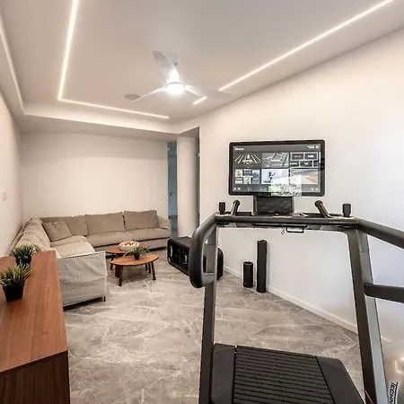 Holiday home 6 Bedroom Prestige Protaras