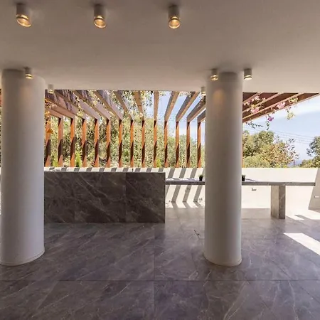 6 Bedroom Prestige بيت للعطل