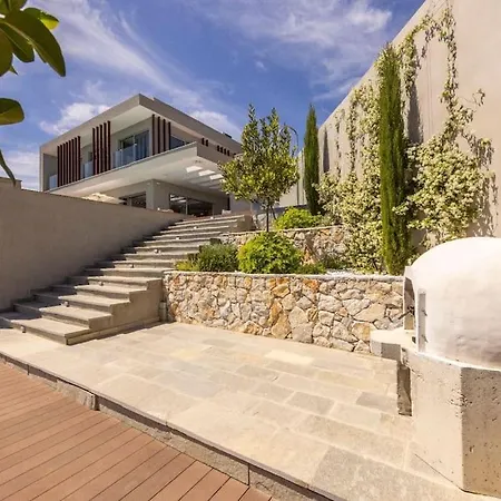 6 Bedroom Prestige بيت للعطل *